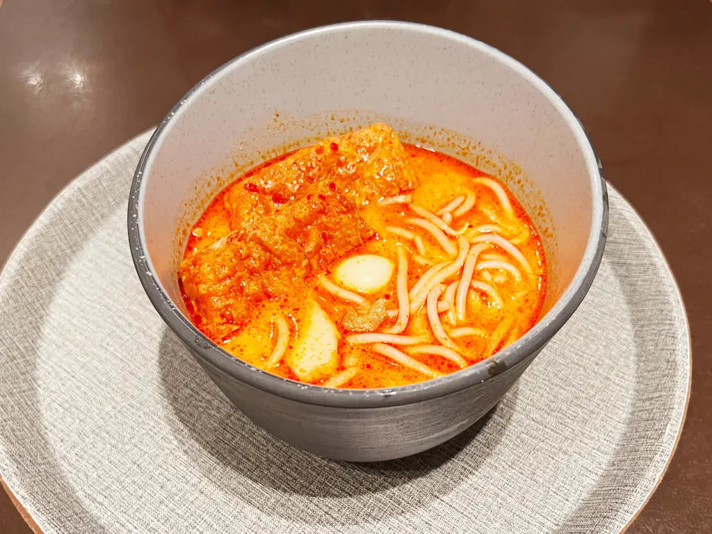 Singapore Laksa at Plaza Premium Lounge Singapore Changi Airport Terminal 1