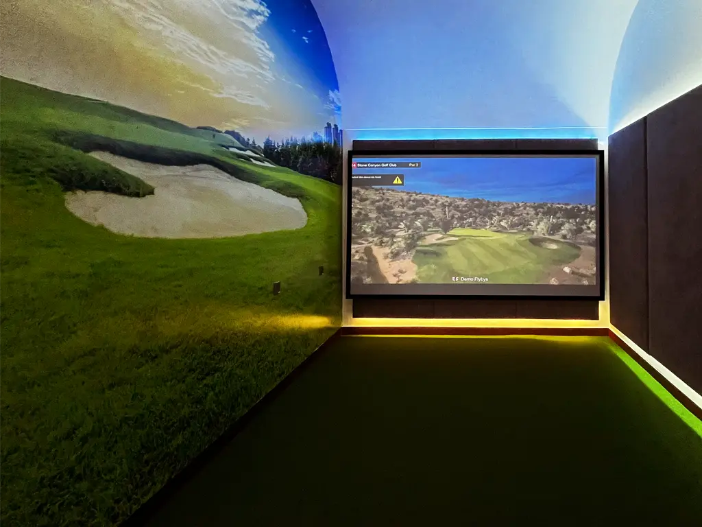 Virtual Reality Golf at Travel Club Lounge KLIA Terminal 1