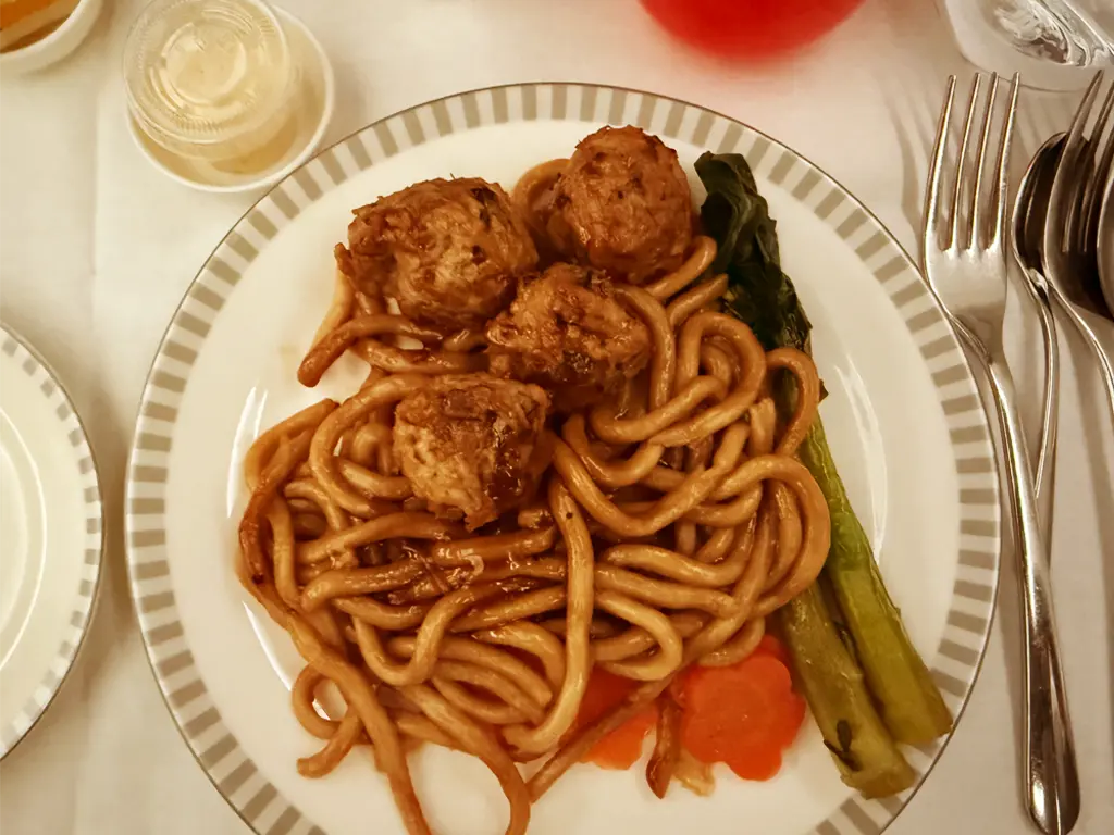 Vegetarian Oriental Meal 2: Main Course, Singapore Airlines SQ22 SIN-EWR A350-900ULR