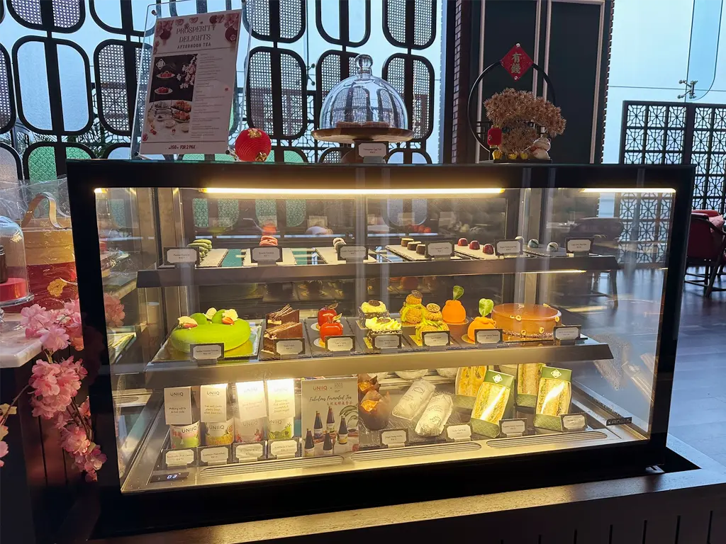 Selection of delicacies at Lady Yi's Tea House, Four Points by Sheraton Kuala Lumpur, Chinatown
